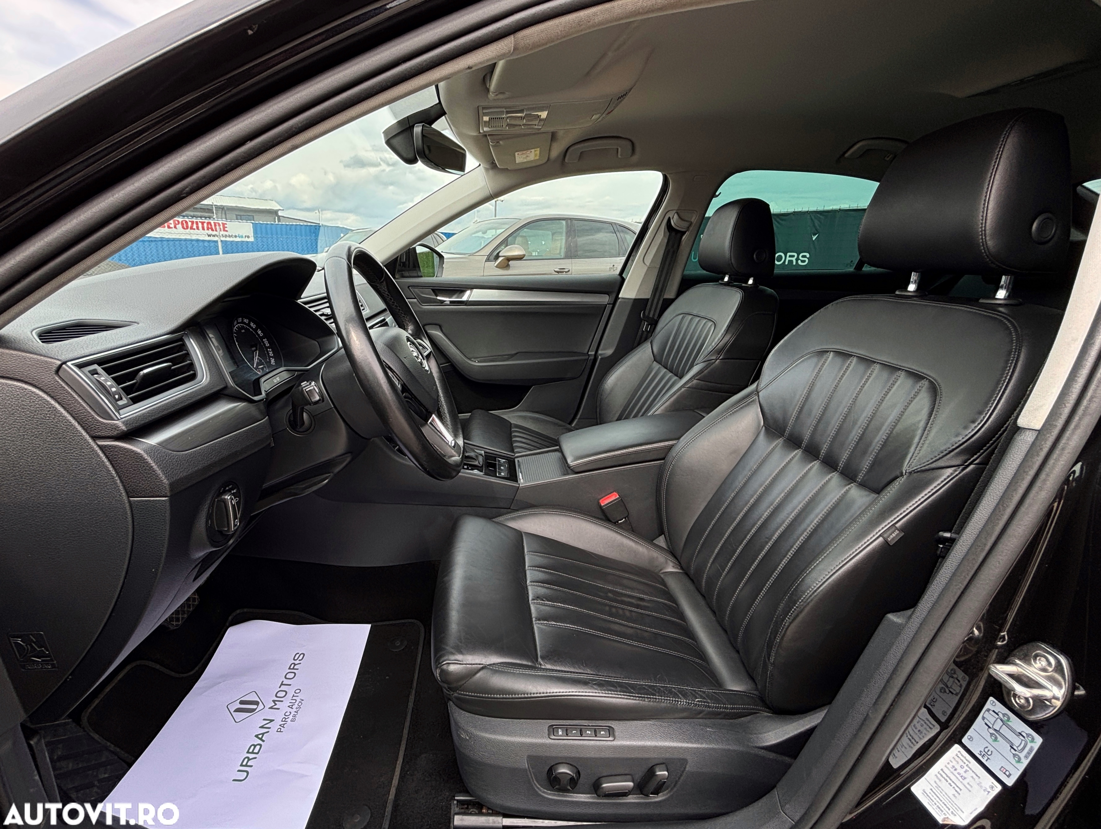 Skoda Superb 1.6 TDI DSG Style - 19