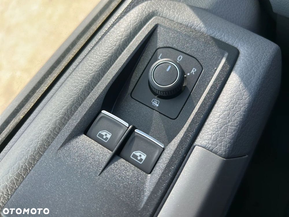 Volkswagen Crafter 35 Brygadówka/LONG Fugron/L5H3, 2.0BiTDI 177KM, 4490mm, Wysoki dach, r.o. 4490 - 32