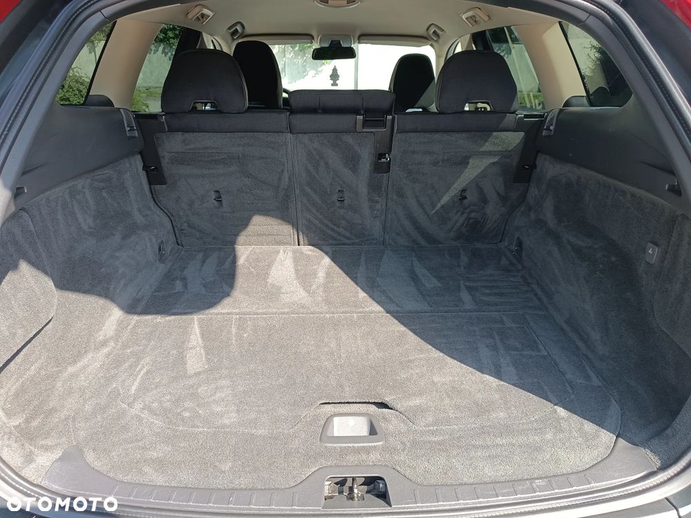 Volvo XC 60 2.4D AWD Momentum - 20