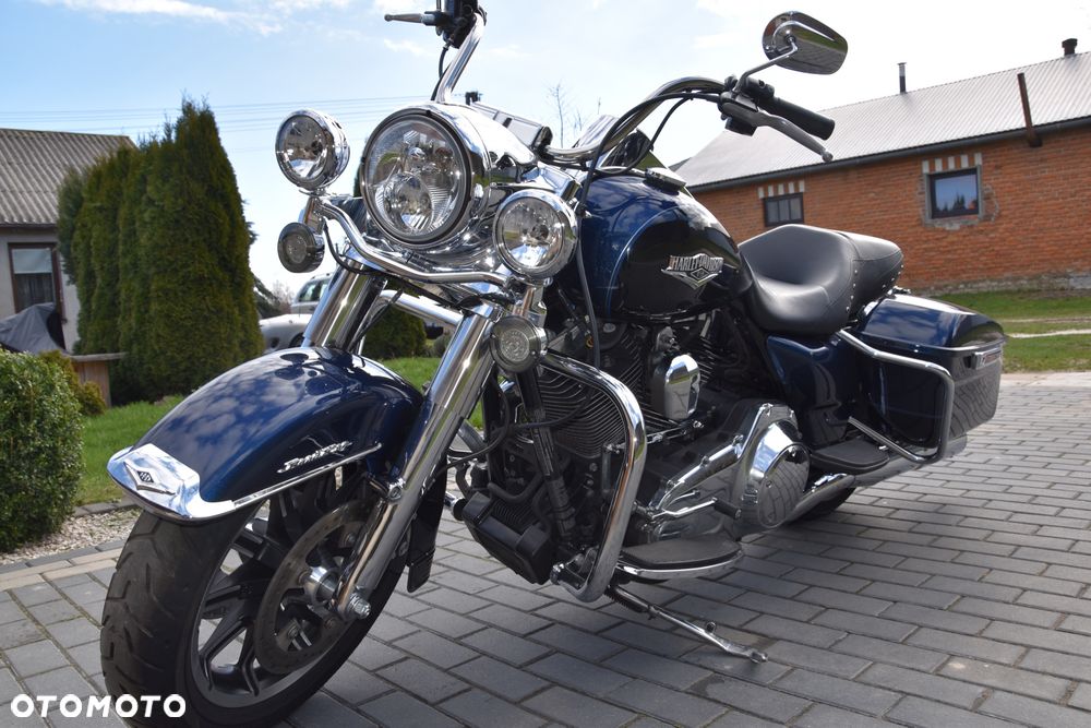 Harley-Davidson Touring Road King - 1