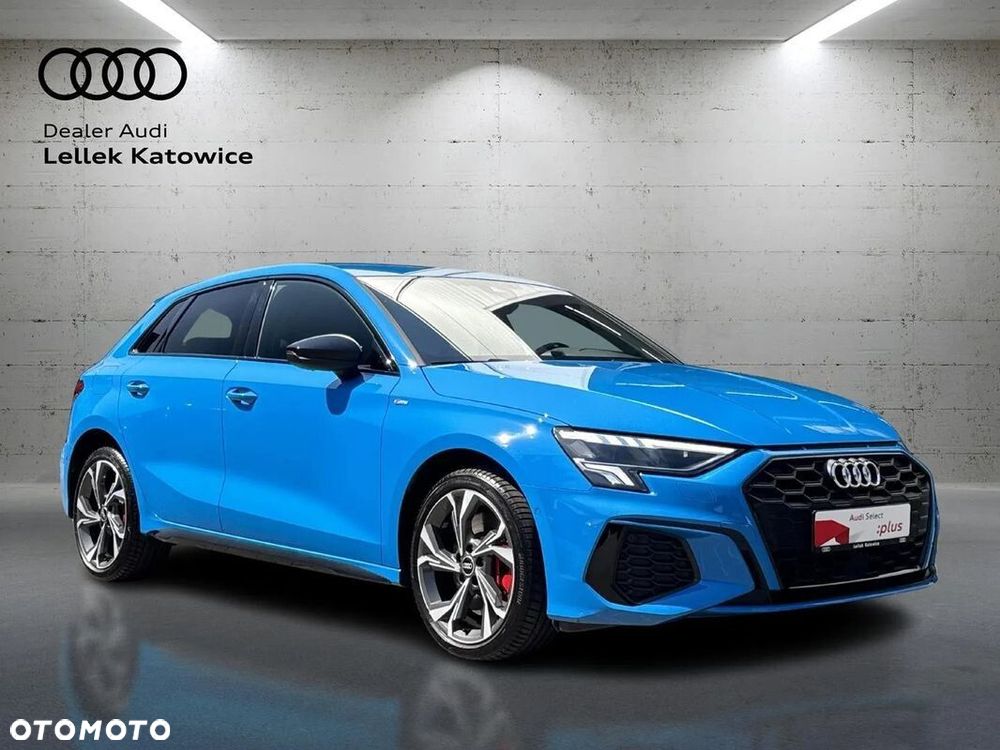 Audi A3 Sportback - 1