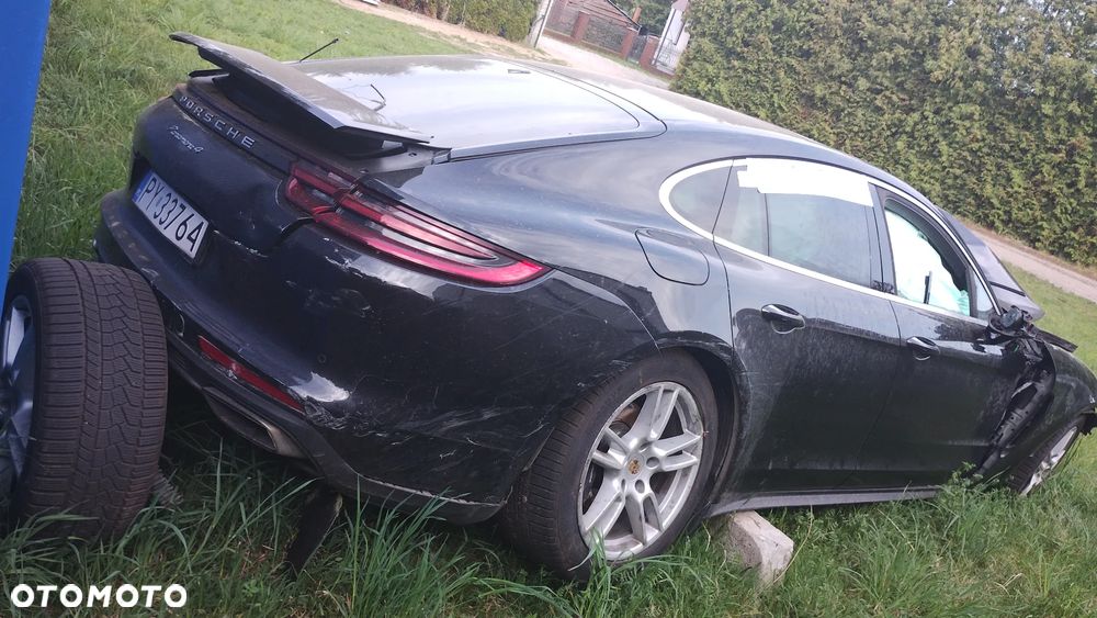 Porsche Panamera 4 Executive - 13