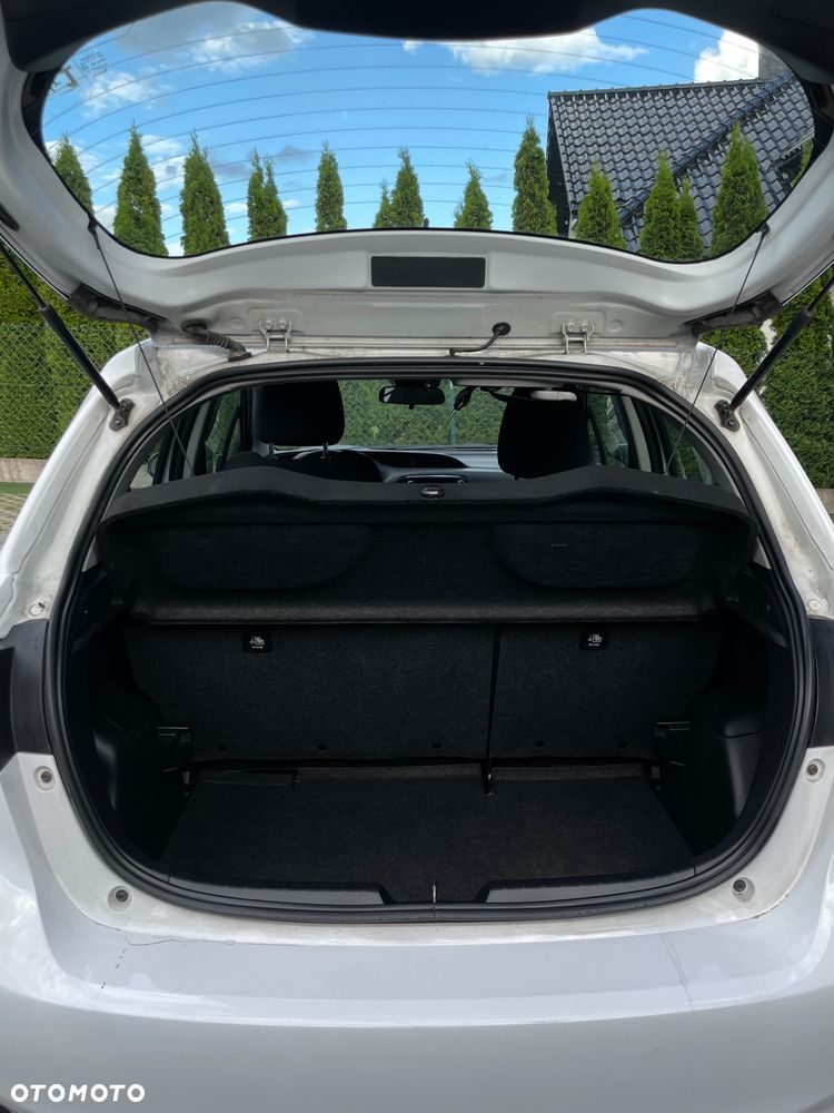 Toyota Yaris 1.5 Active - 12