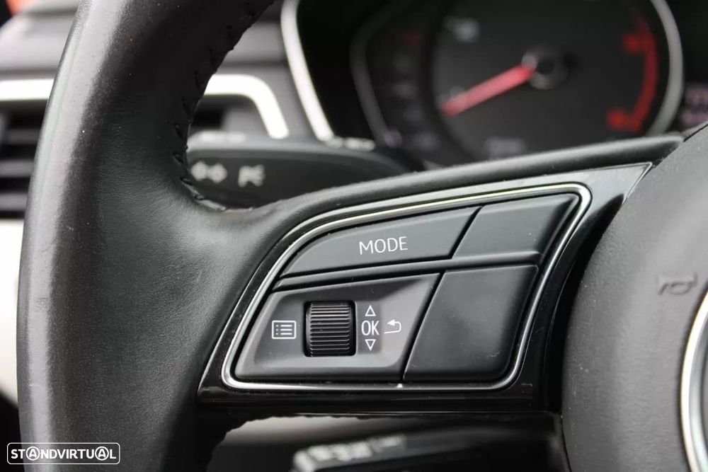 Audi A4 Avant 35 TDI Advanced S tronic - 23