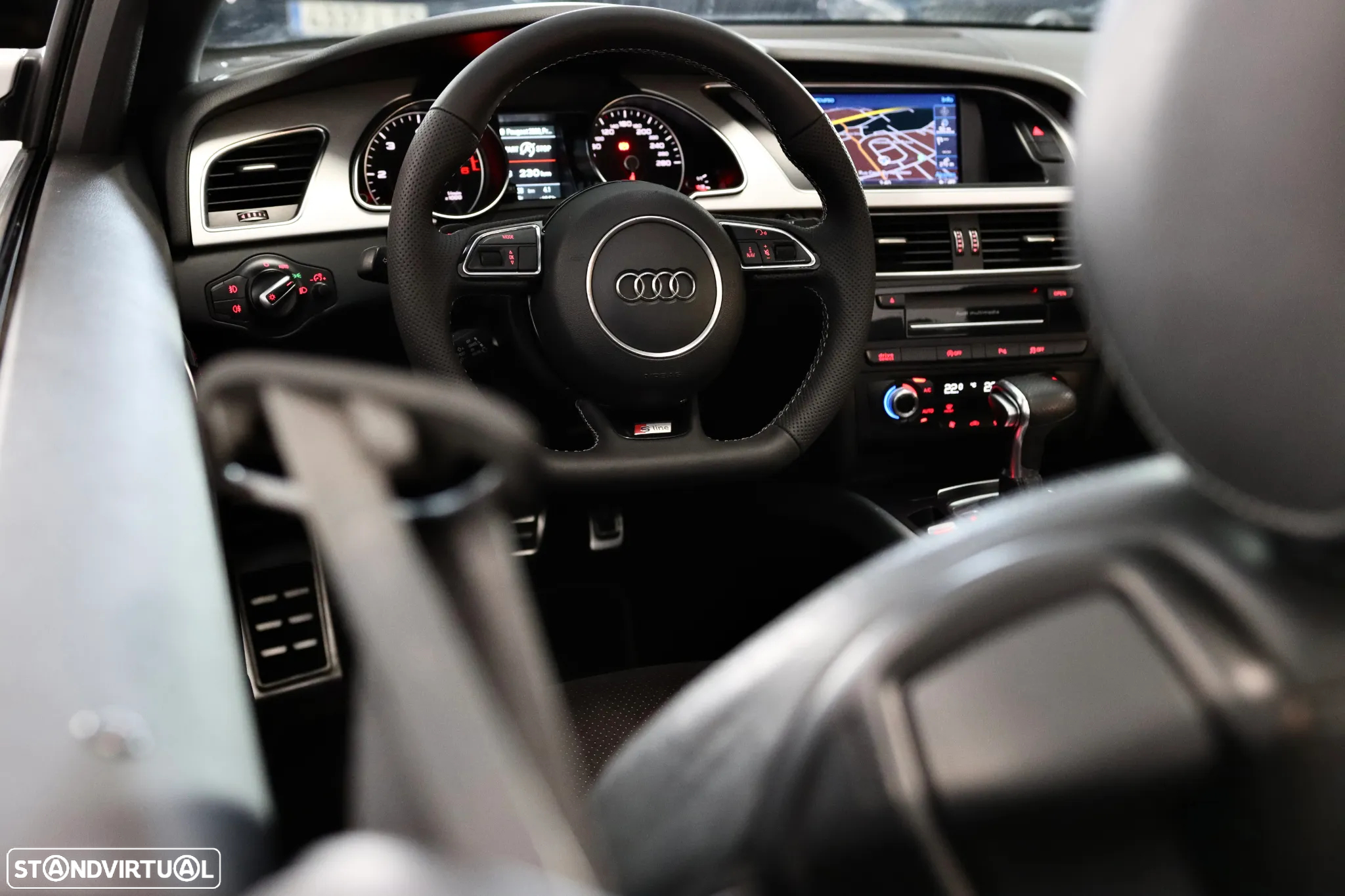 Audi A5 Cabrio 2.0 TDi S-line S tronic - 23