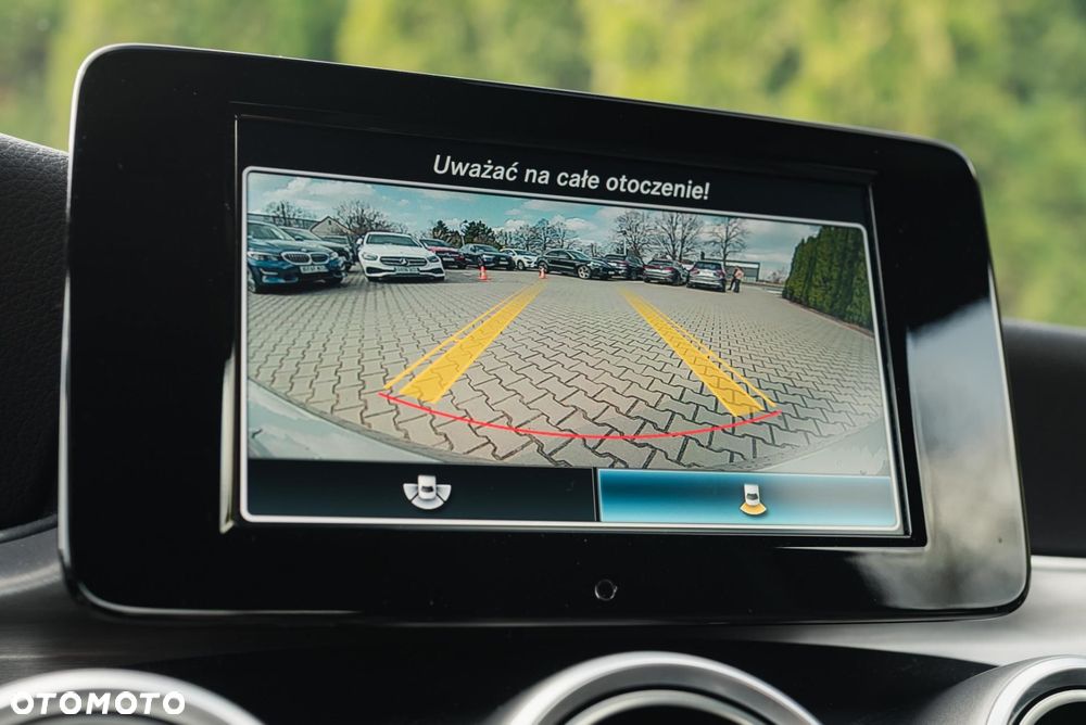 Mercedes-Benz Klasa C 300 9G-TRONIC - 18