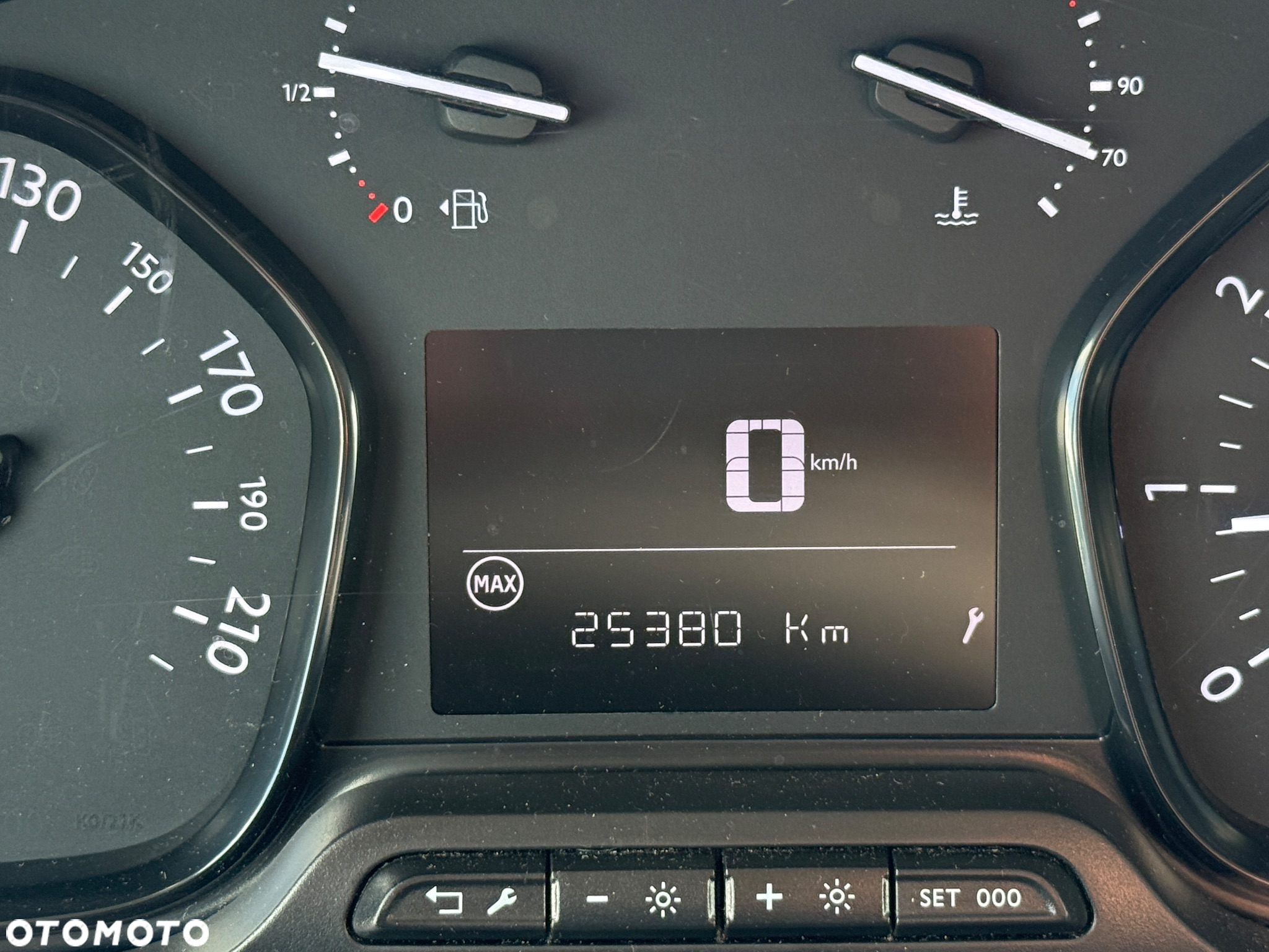 Fiat SCUDO L2 ŚREDNI/ 122KM/Manual/Klima/Navi/Kamera/Skórzana kierownica/bogata wersja/Niemcy - 33