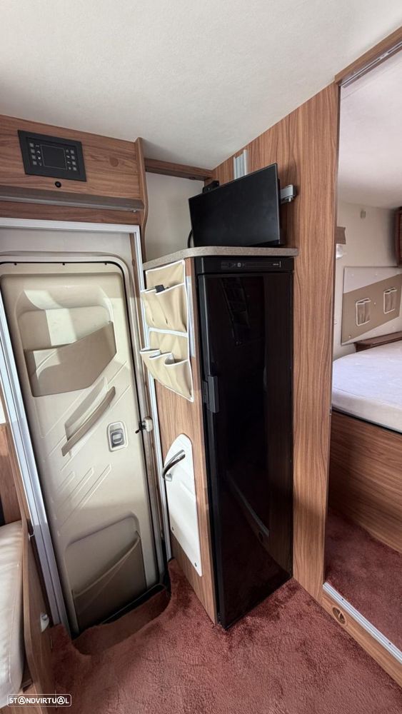 Itineo Famili MC650 cama central à esquerda e basculante - 11