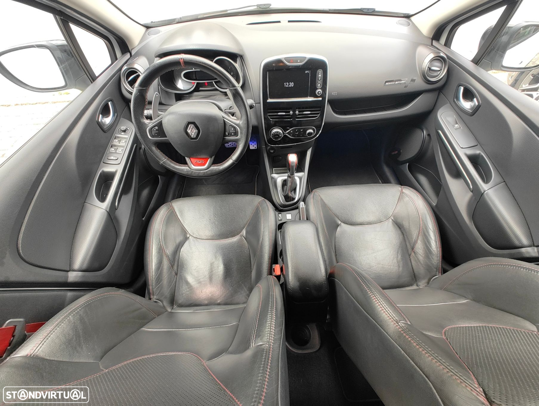 Renault Clio 1.6 T RS Trophy EDC - 11