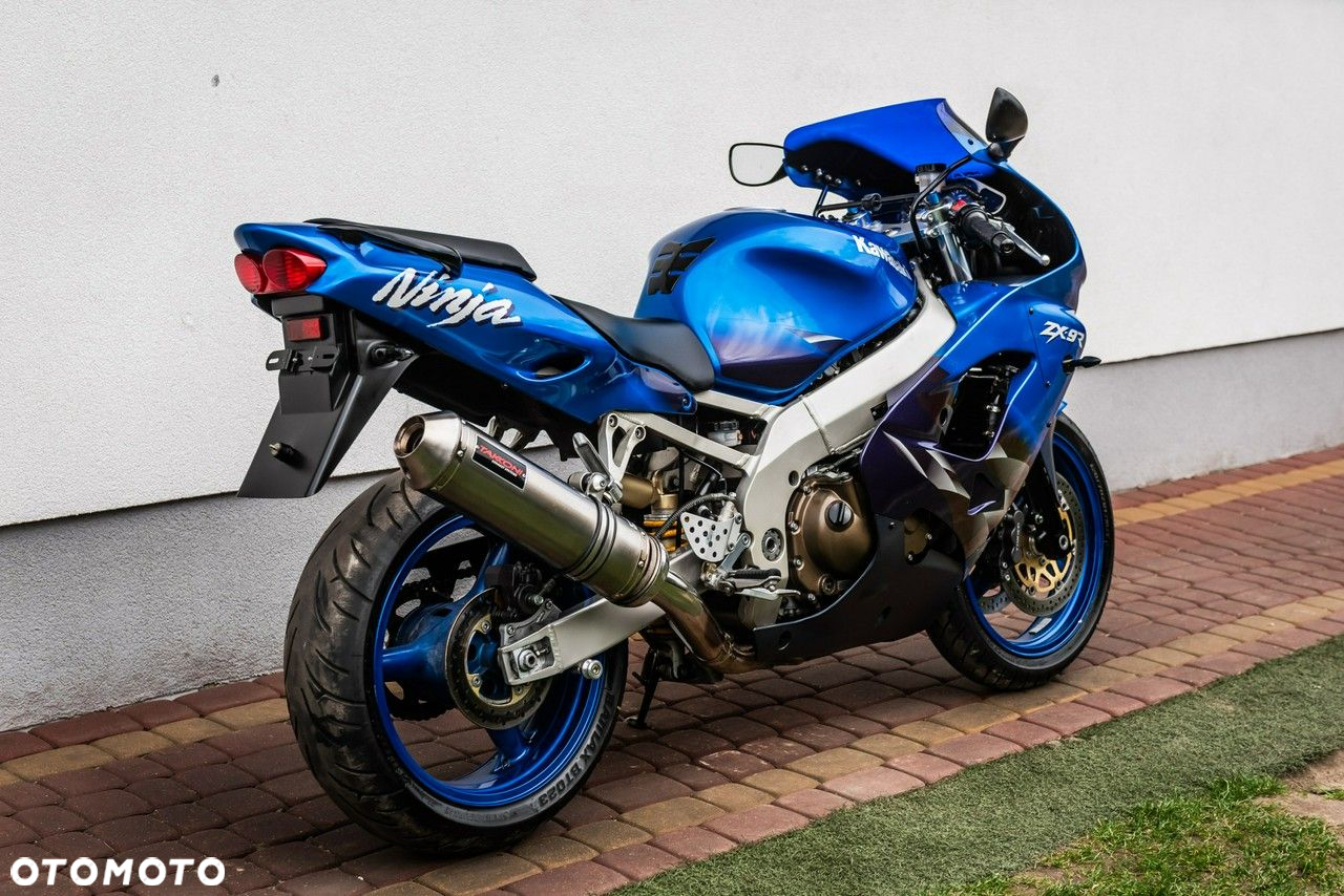 Kawasaki ZX - 3