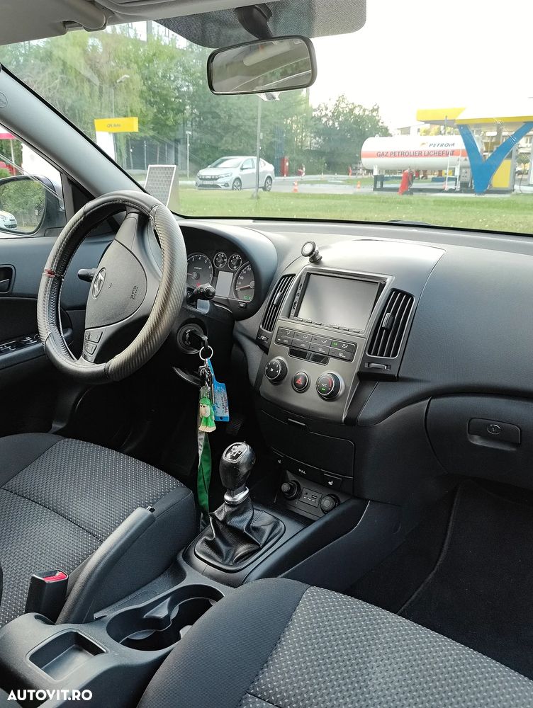 Hyundai i30 1.4 DOHC GL Classic - 5