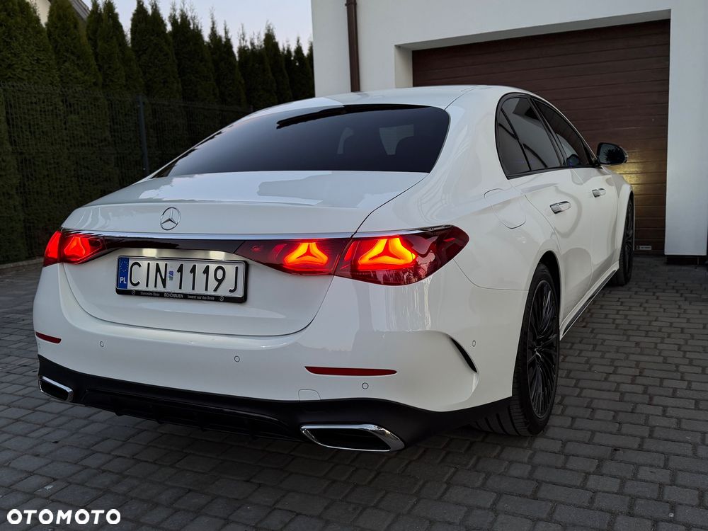 Mercedes-Benz Klasa E 220 d AMG - 14