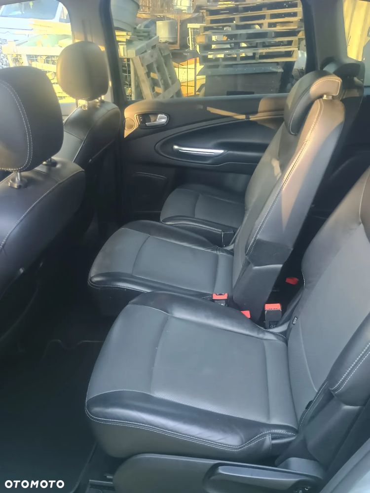 Ford S-Max 2.0 TDCi Titanium - 10
