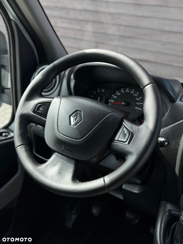 Renault Master L2H2 Średniak / - 24