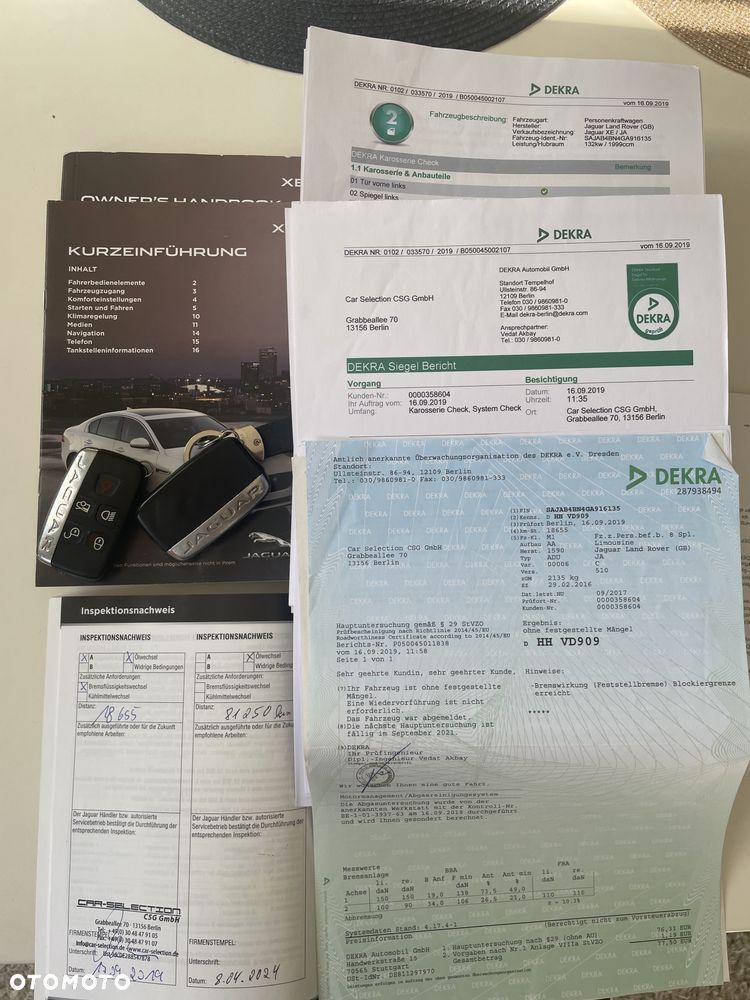 Jaguar XE 2.0 D Portfolio - 32