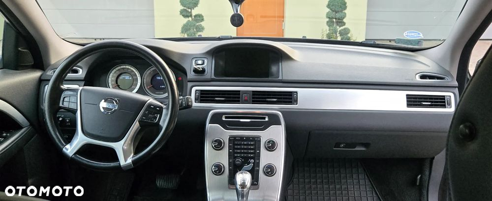Volvo V70 - 8