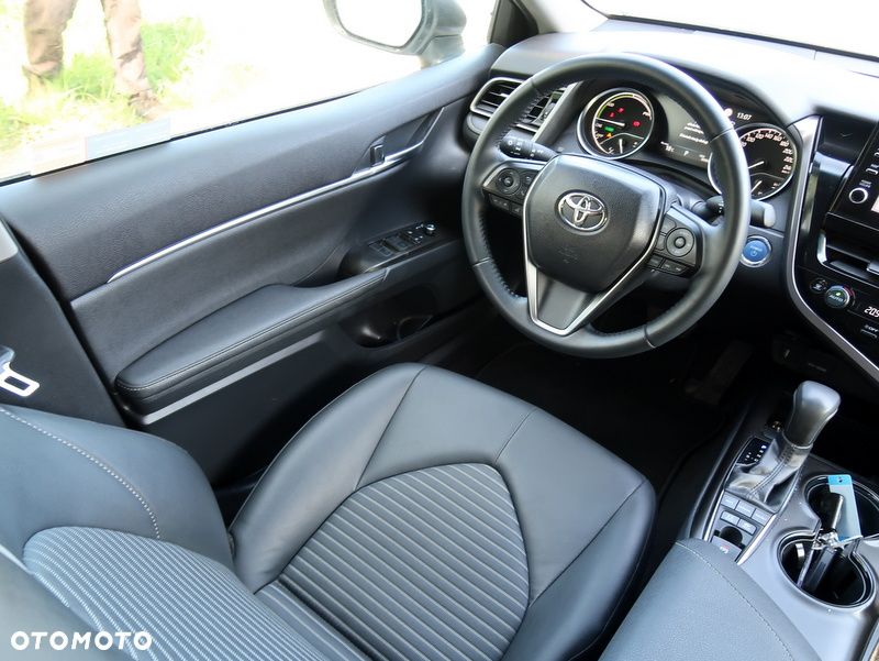 Toyota Camry 2.5 Hybrid Prestige CVT - 11