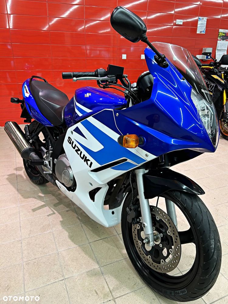Suzuki GS - 3