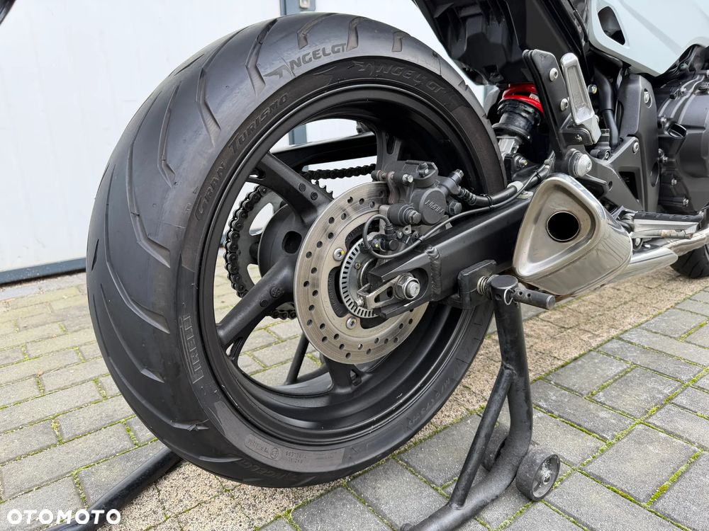 Honda Hornet - 22