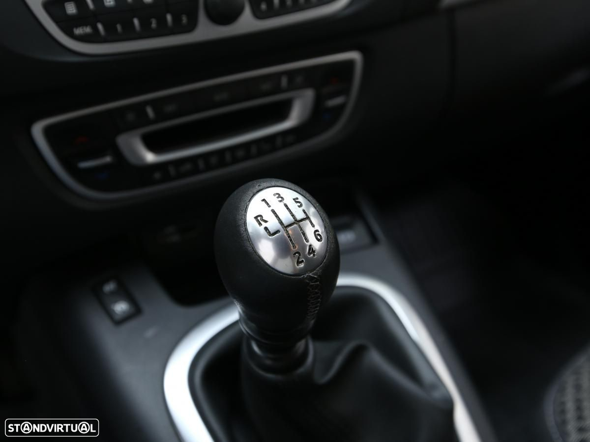 Renault Grand Scénic - 18