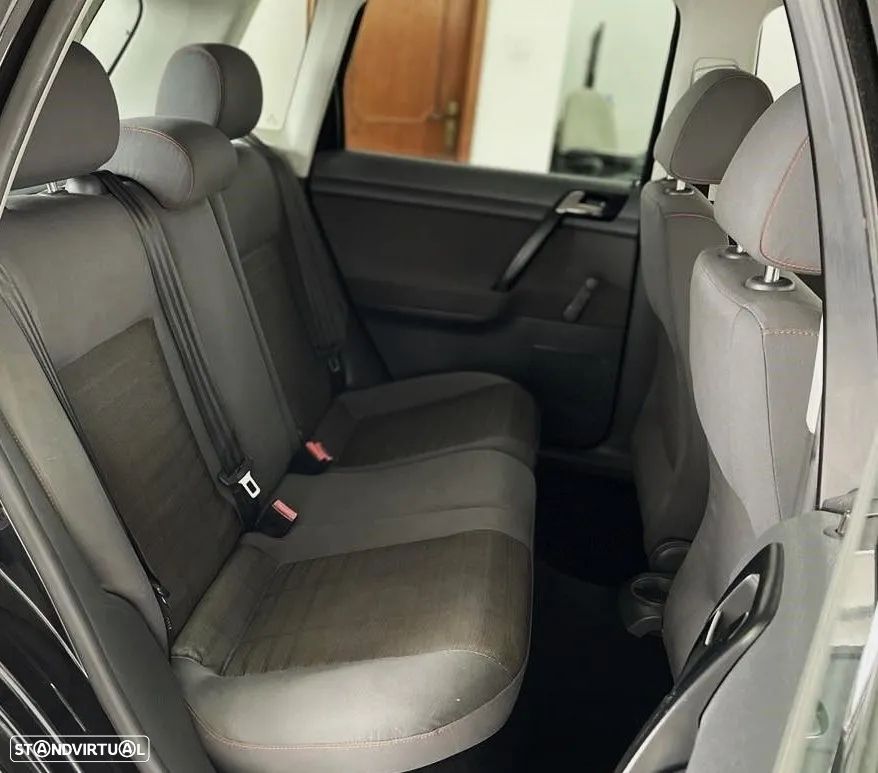 VW Polo 1.2 Confortline - 23