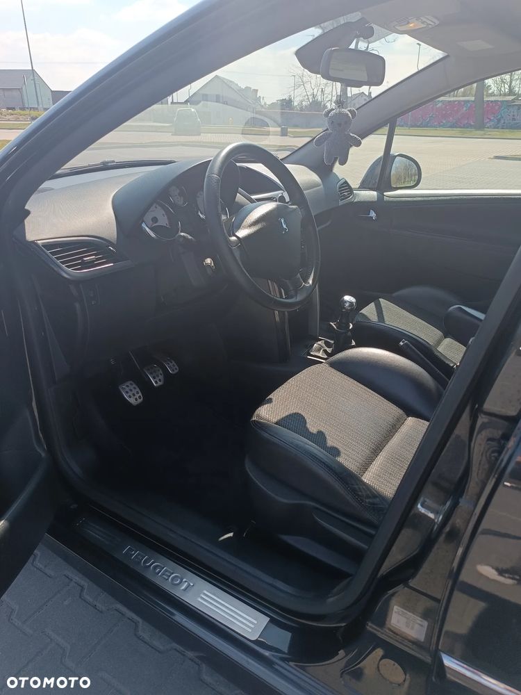 Peugeot 207 1.6 HDi Trendy Euro5 - 9