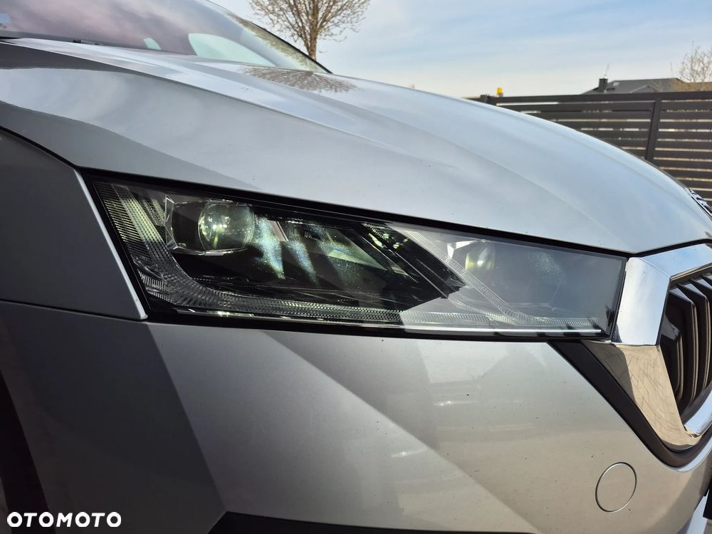 Skoda Octavia 2.0 TSI 4x4 Style DSG - 25