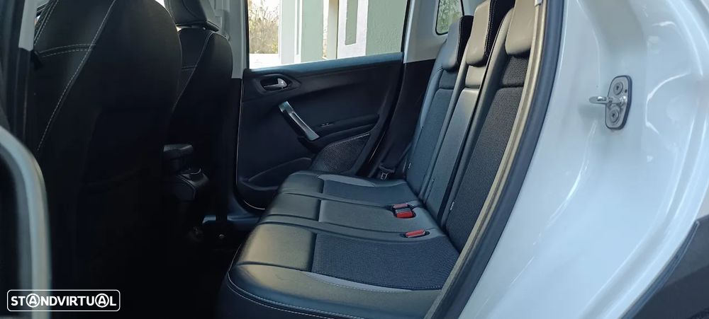 Peugeot 2008 PureTech 110 GPF Stop&Start EAT6 Crossway - 13