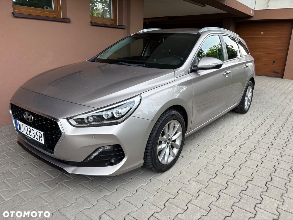 Hyundai i30 1.4 T-GDI DCT Premium - 11