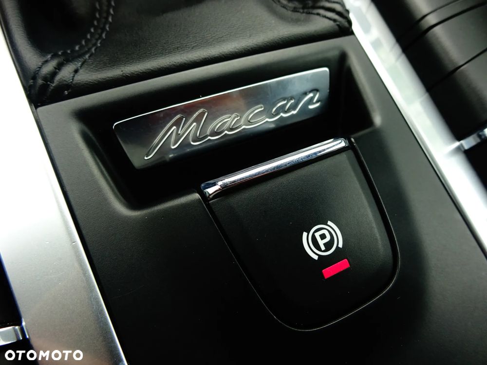 Porsche Macan - 18
