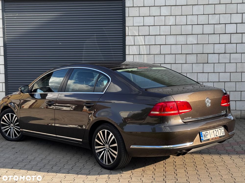 Volkswagen Passat 2.0 TDI Comfortline DSG - 17