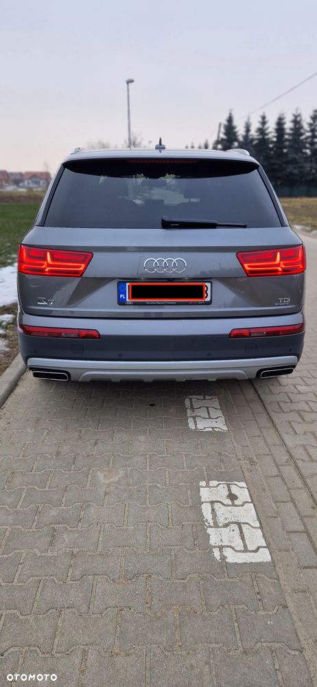 Audi Q7 - 4