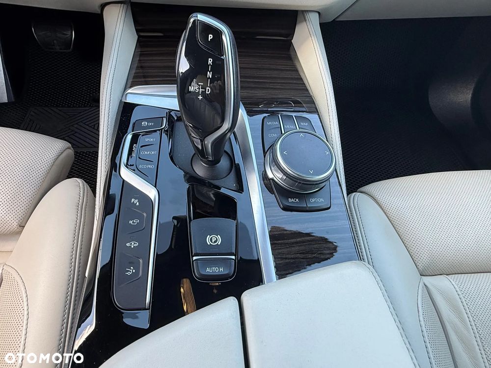 BMW 6GT 640i xDrive M Sport sport - 12