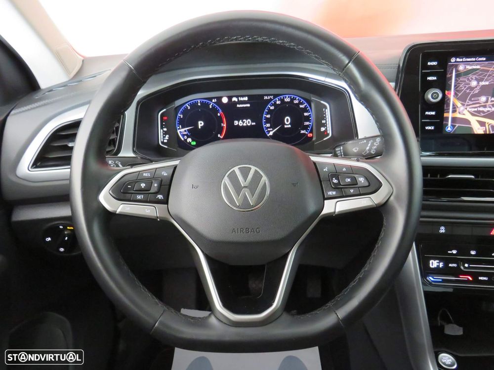 VW T-Roc 1.5 TSI Urban DSG - 16