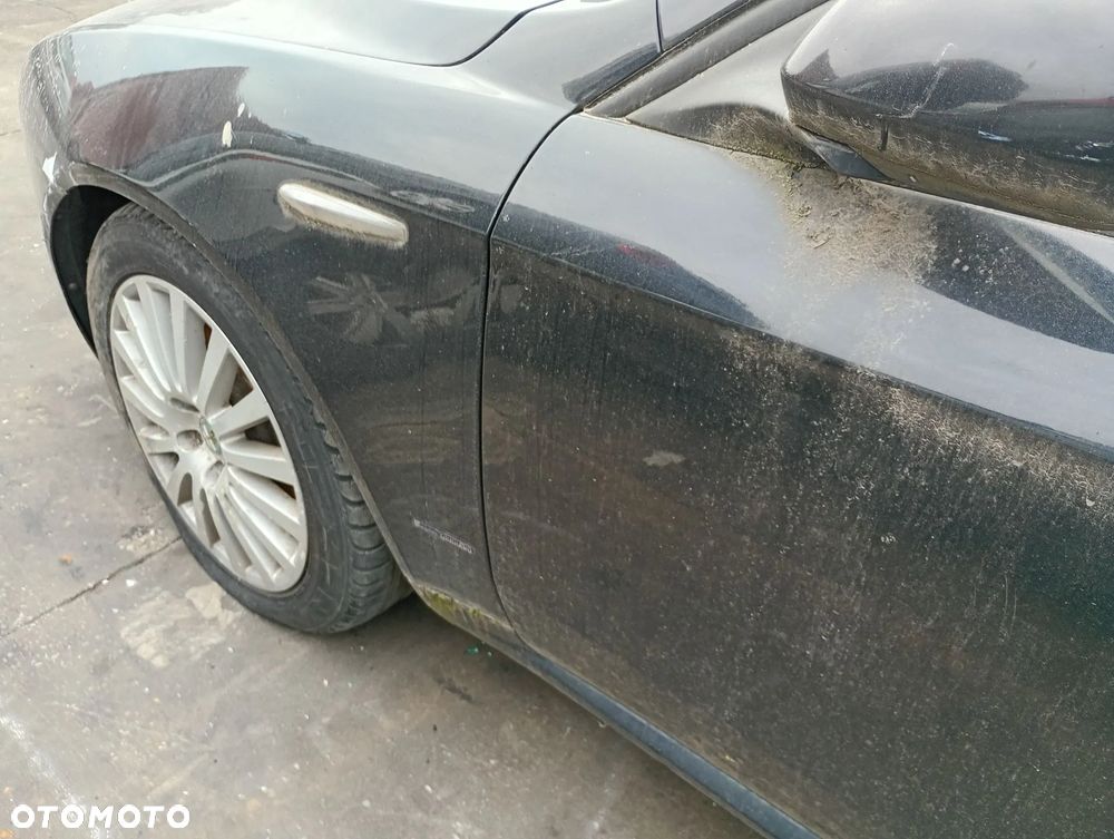 ALFA ROMEO 159 2.4 JTDM KOMBI LAMPA TYŁ TYLNA PRAWA LEWA - 13