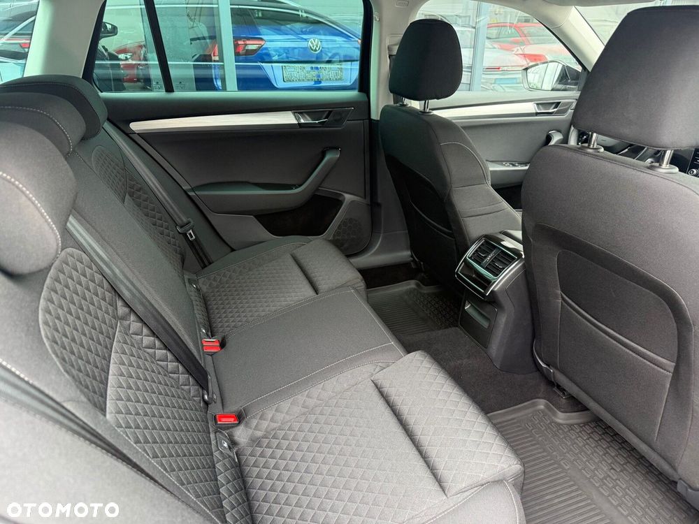 Skoda Superb - 16