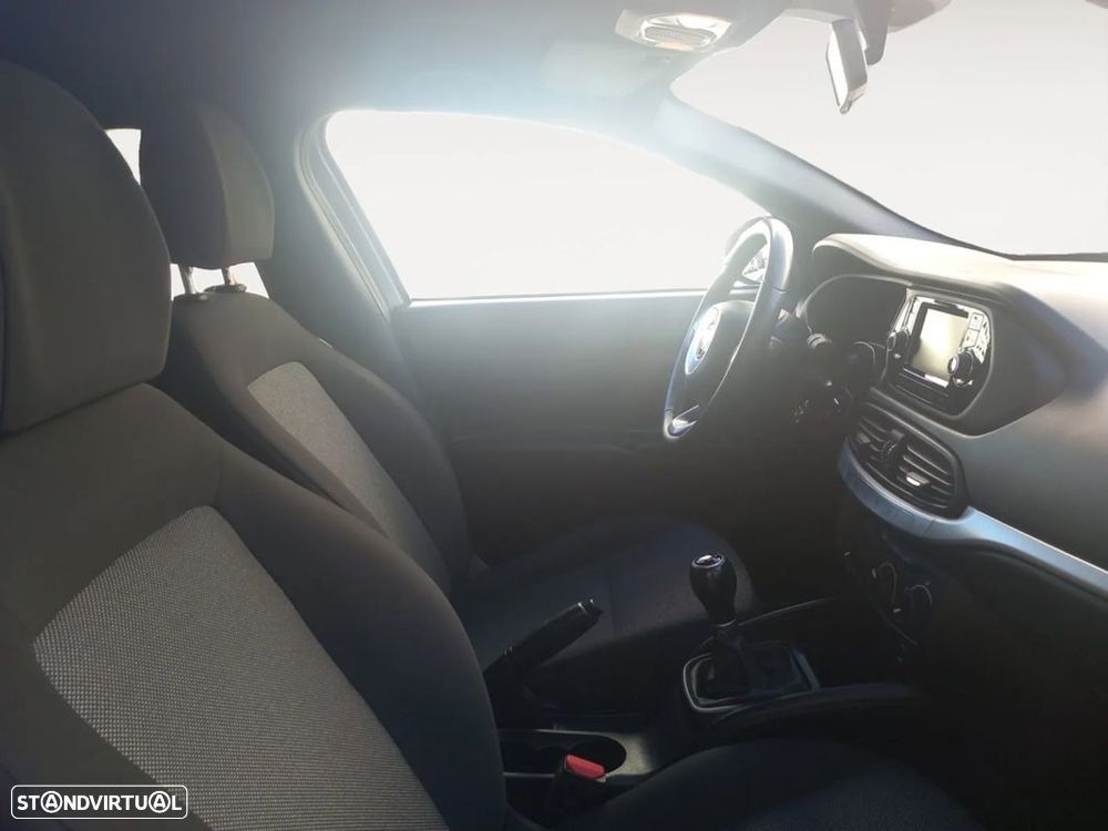 Fiat Tipo 1.3 M-Jet Street - 14