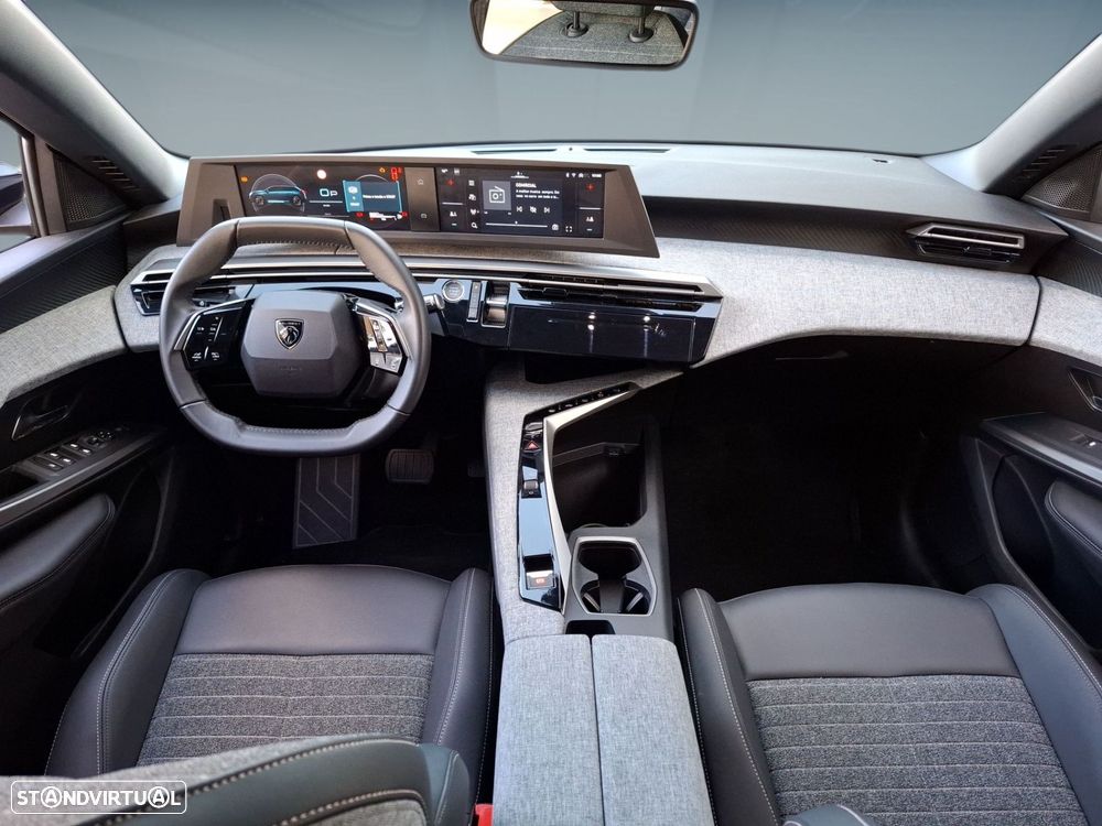 Peugeot 5008 1.2 Hybrid Allure e-DCS6 - 12