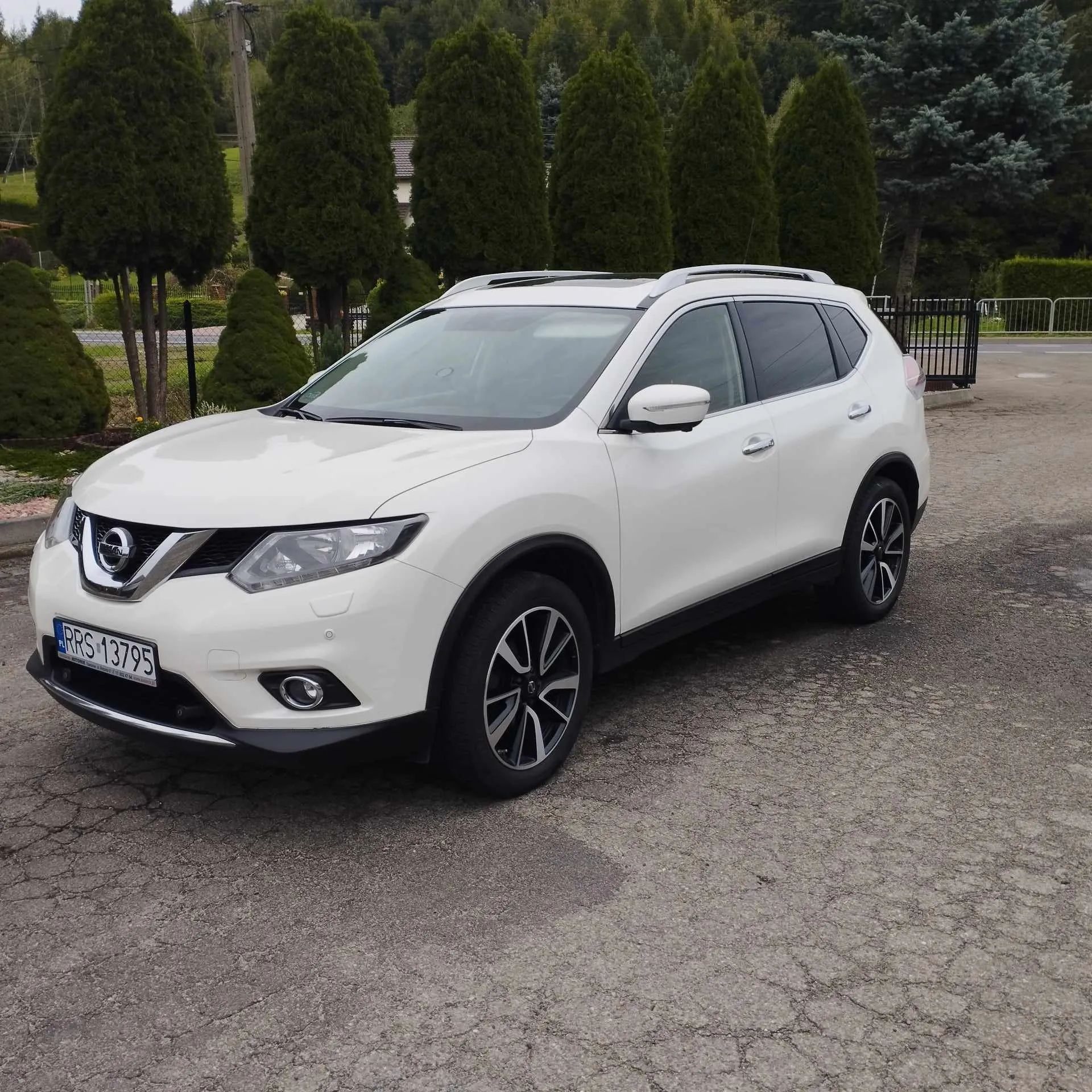 Nissan X-Trail 1.6 DCi Tekna 4WD - 1