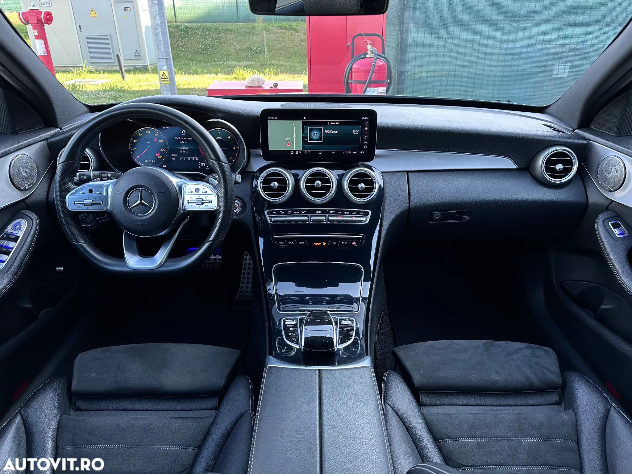 Mercedes-Benz C 300 d T 4Matic 9G-TRONIC AMG Line - 10