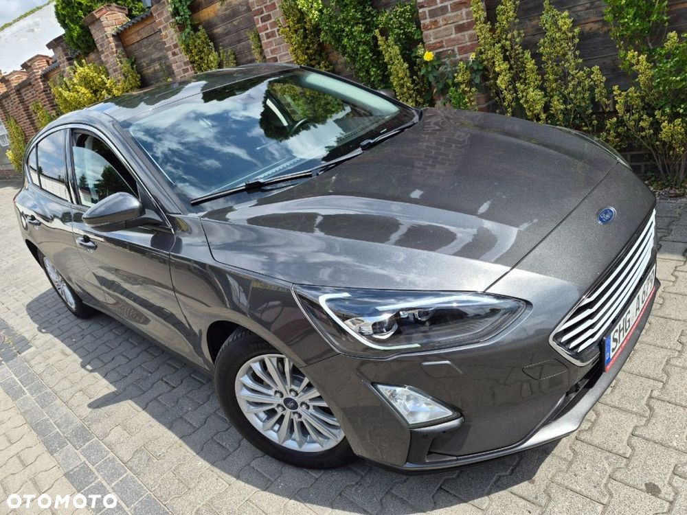 Ford Focus - 25