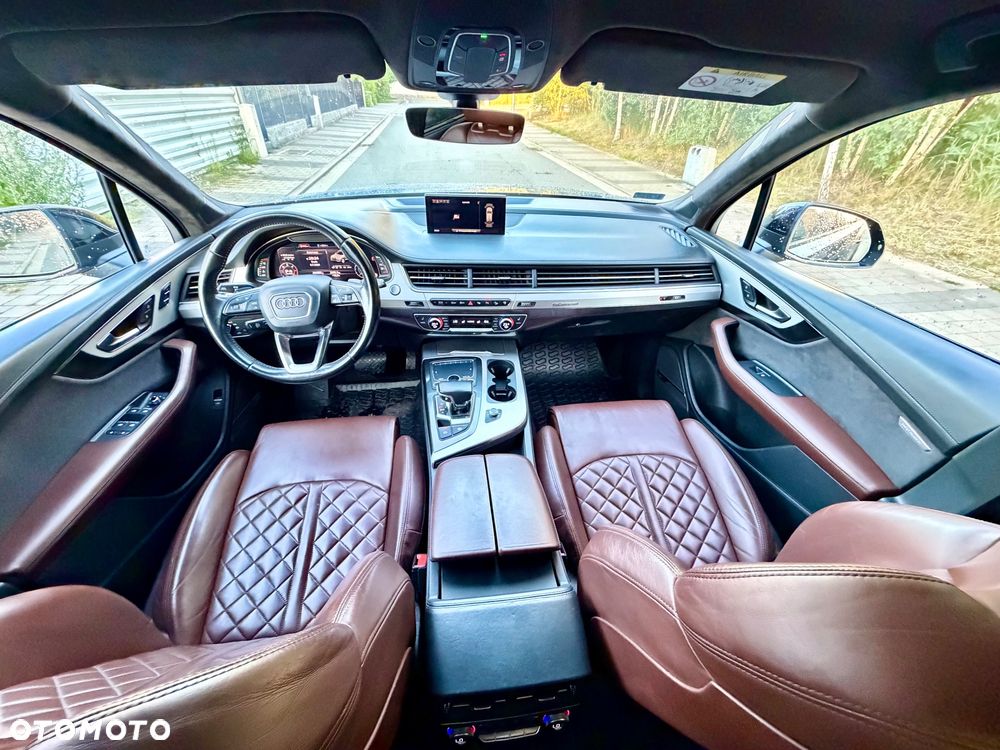 Audi Q7 - 15