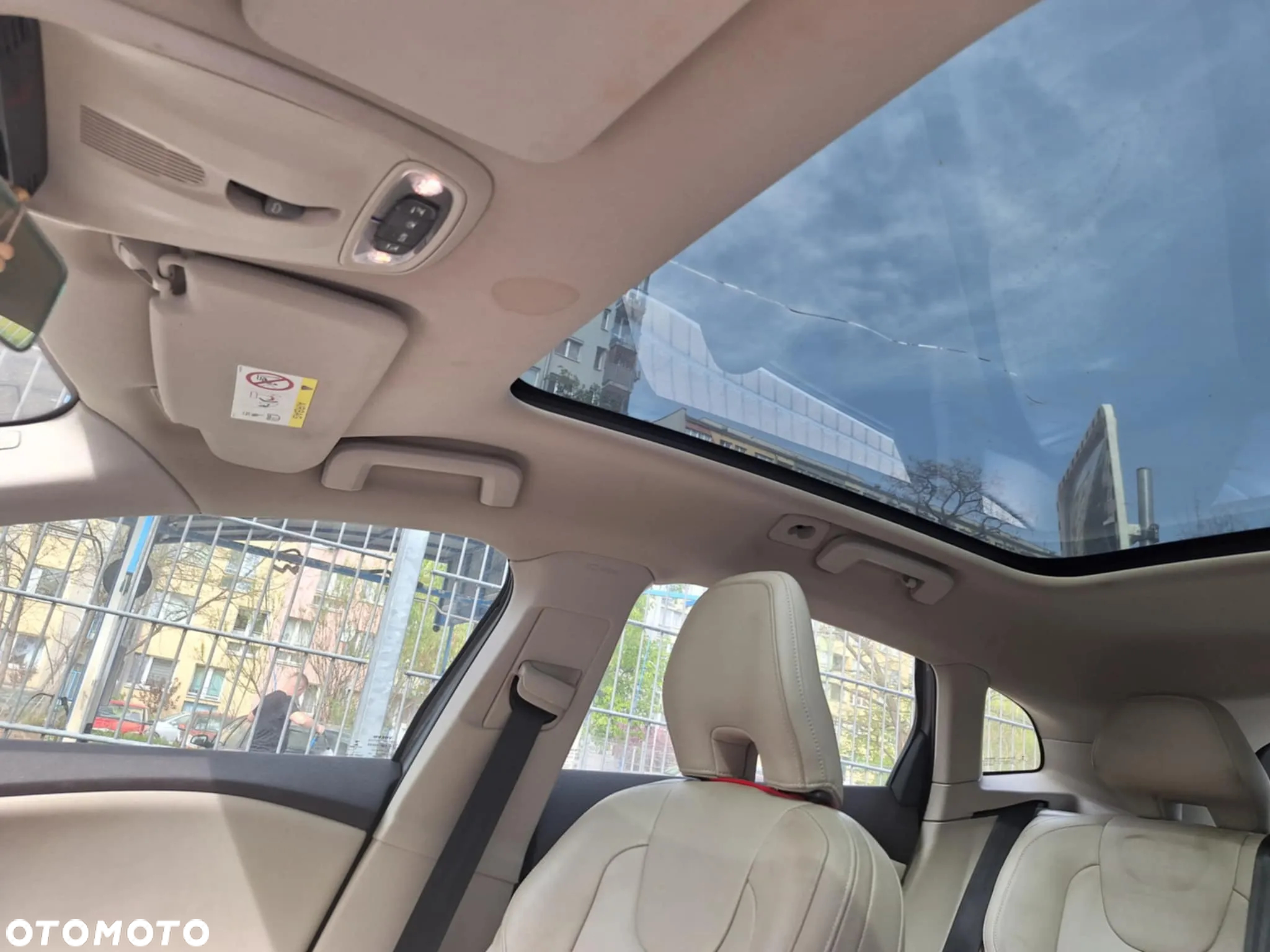 Volvo V40 D4 Summum - 8