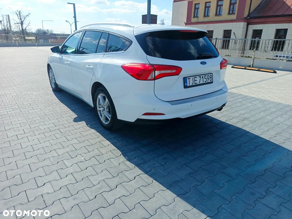 Ford Focus 1.5 EcoBlue Start-Stopp-System COOL&CONNECT DESIGN - 10