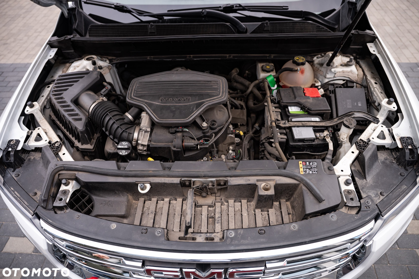 GMC Acadia - 32