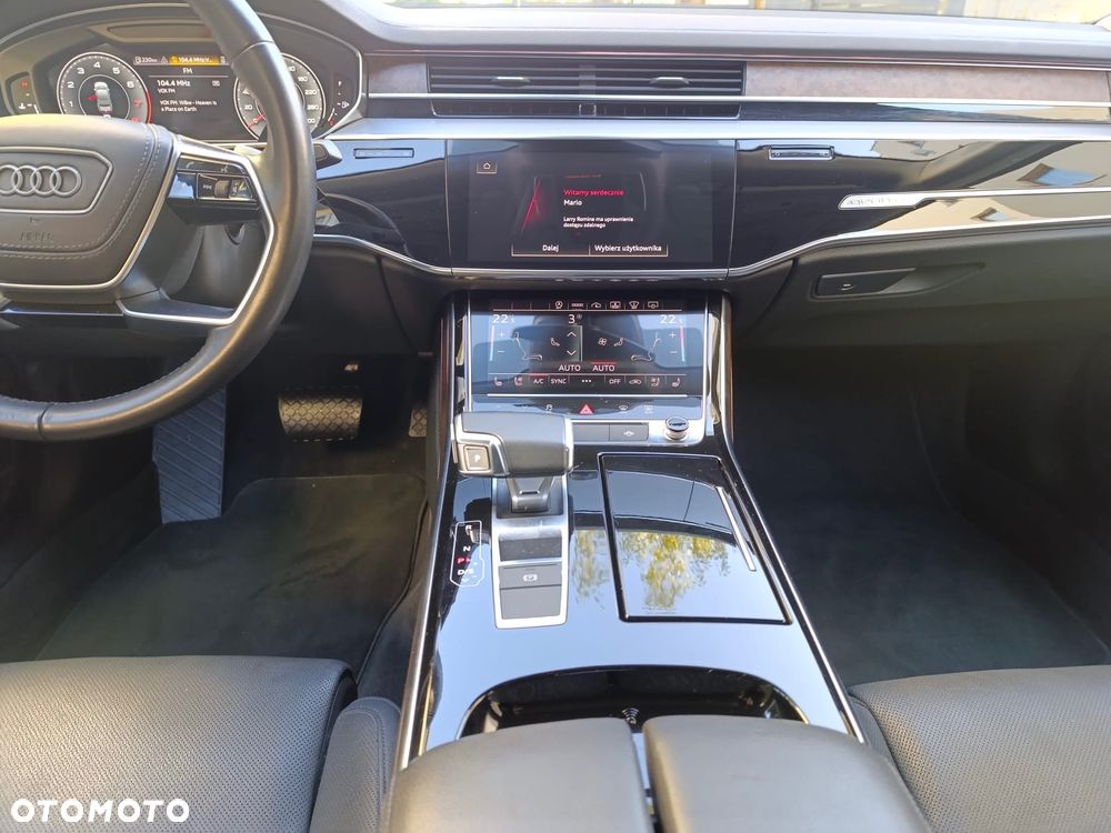 Audi A8 - 12