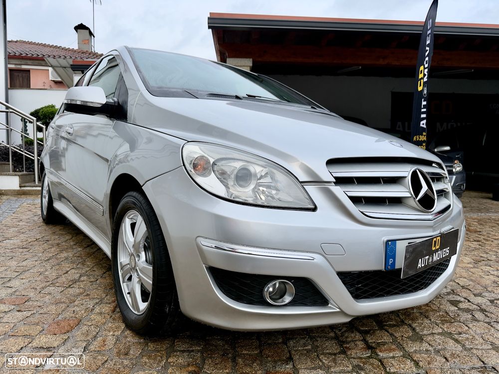Mercedes-Benz B 180 CDI - 23