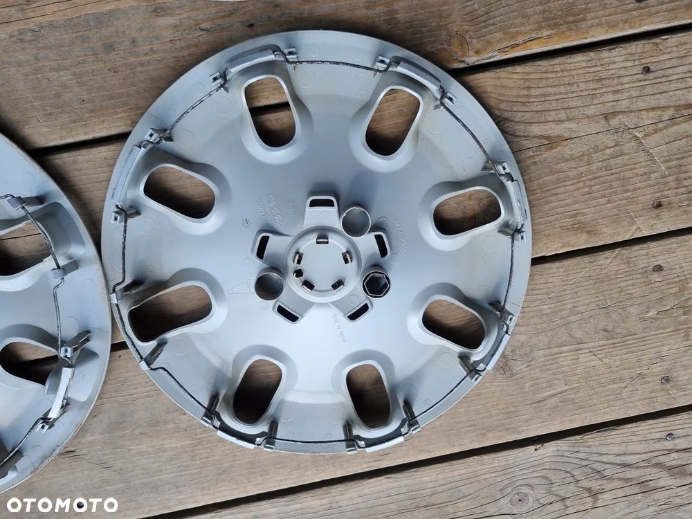 KOLPAKI 15'' AUDI A1 8X0601147 5X100 4szt. bdb stan oryginal - 7