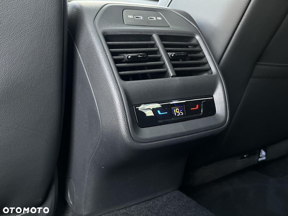 Volkswagen Passat Variant - 31