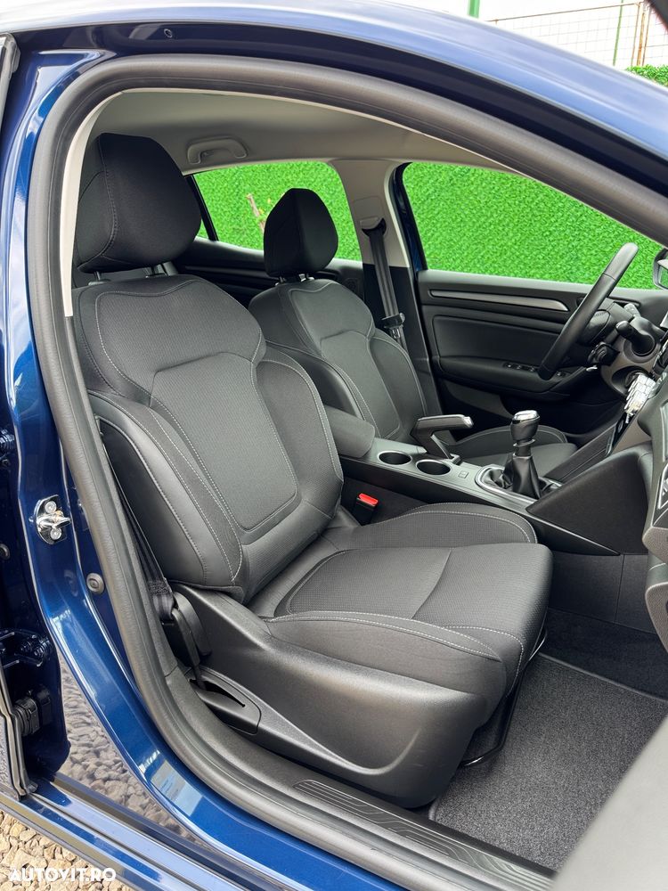 Renault Megane TCe 130 Expression - 10